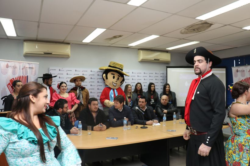 Black Friday: “Baile de mi tierra” desembarcará en la plaza 9 de Julio 2 4 - IMG 2378 - 3