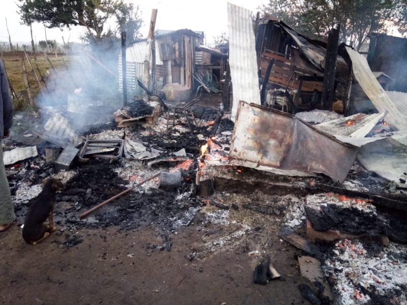 Asistieron a un abuelo que perdió todo en un incendio en San Javier