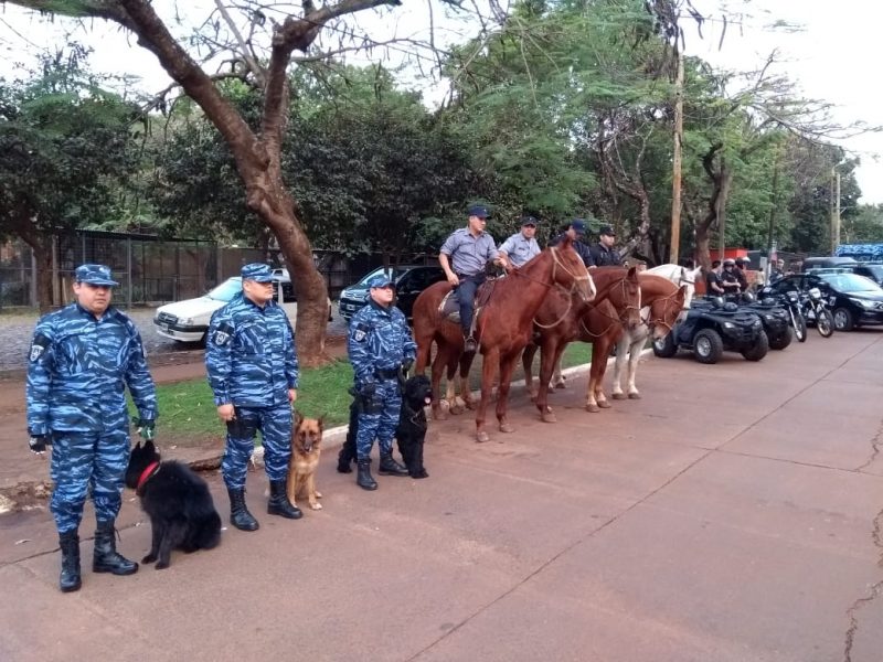 Continúa el Megaoperativo con más de 400 Policías en  Villa Cabello y Yacyretá