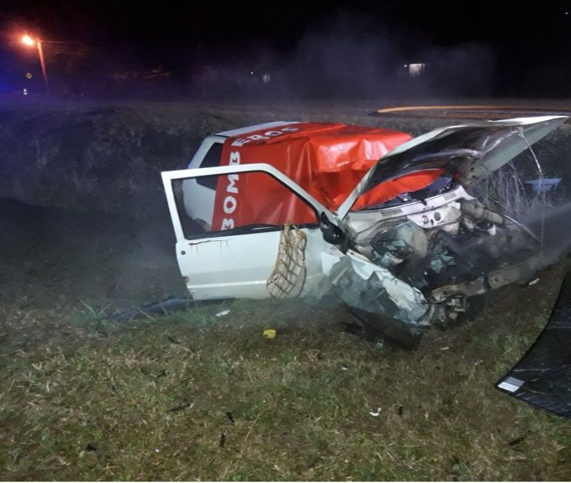 Automovilista despistó y chocó contra una alcantarilla en Alem: falleció en el acto