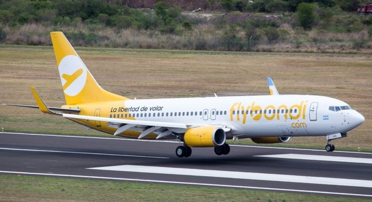 Para Dietrich, "es una imprudencia suspender vuelos de Flybondi"