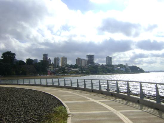 Tiempo: sábado nublado, con probabilidad de lluvias y lloviznas aisladas