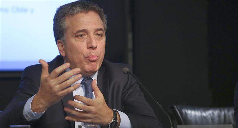 Road show en Nueva York de Dujovne para convencer a grandes inversores