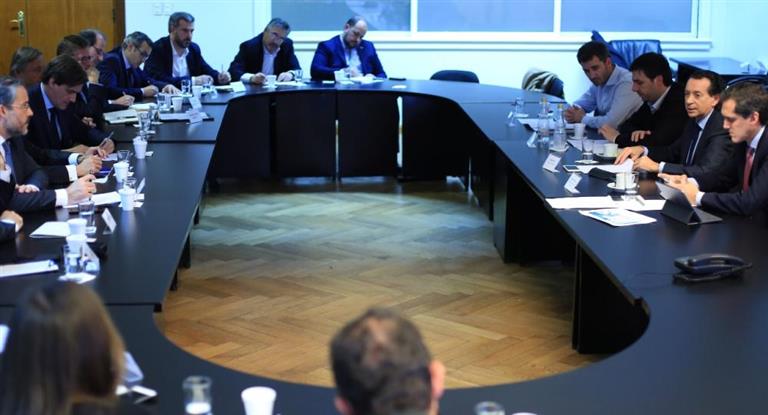 Sica se reunió con las autoridades de ADEFA y repasaron la agenda productiva