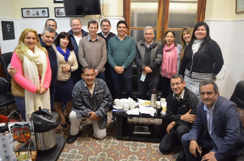 Reconocieron a agentes que cumplieron 25 años de servicio en el HCD