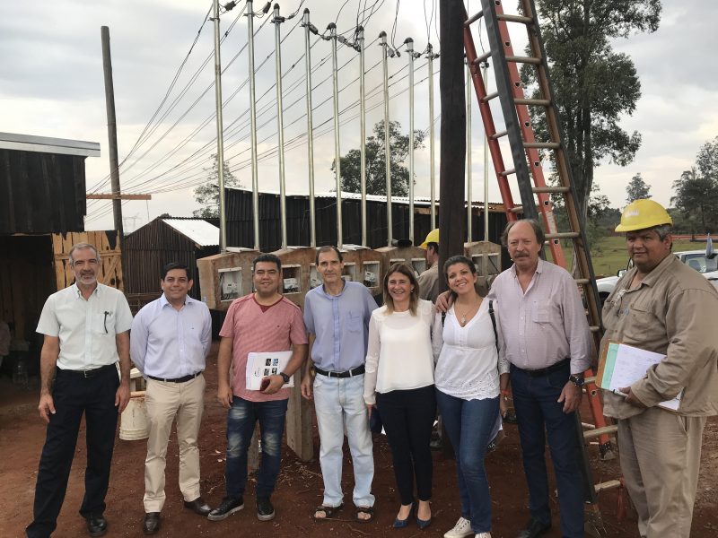 Habilitaron el servicio de energía eléctrica para los reubicados de la Chacra 100