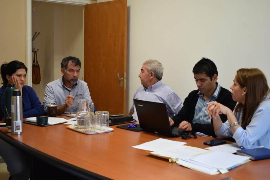 Agua potable, el mayor problema de algunos barrios posadeños planteado en la última Mesa Interinstitucional  