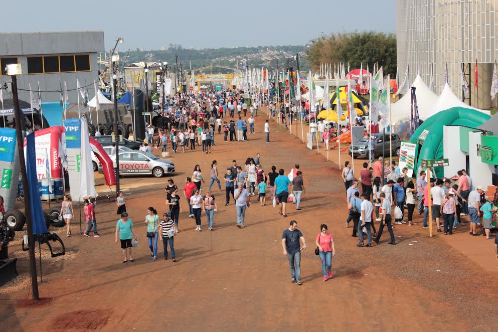 Posadas se prepara para vivir la Feria Forestal Argentina 1 2 - 0 50 - 1