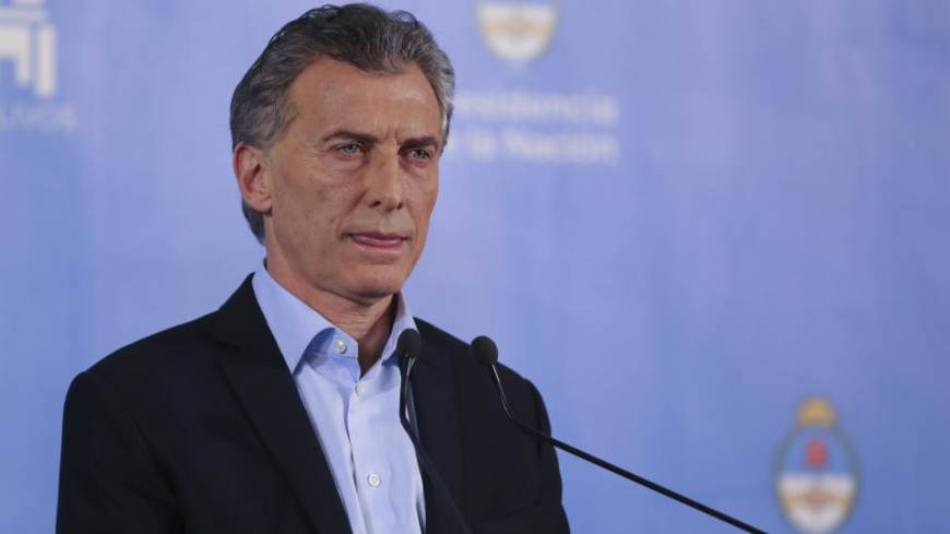 Macri lanza un plan para reforzar el control de los inmigrantes