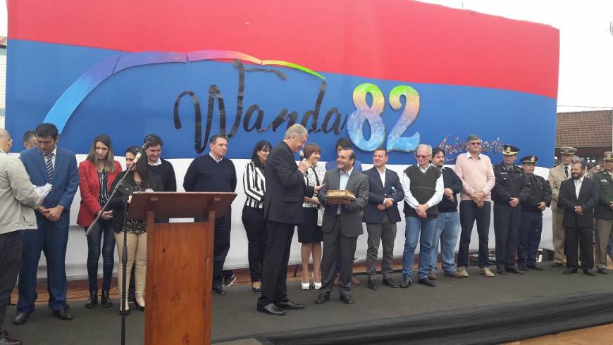 Multitudinaria celebración del 82 Aniversario de Colonia Wanda