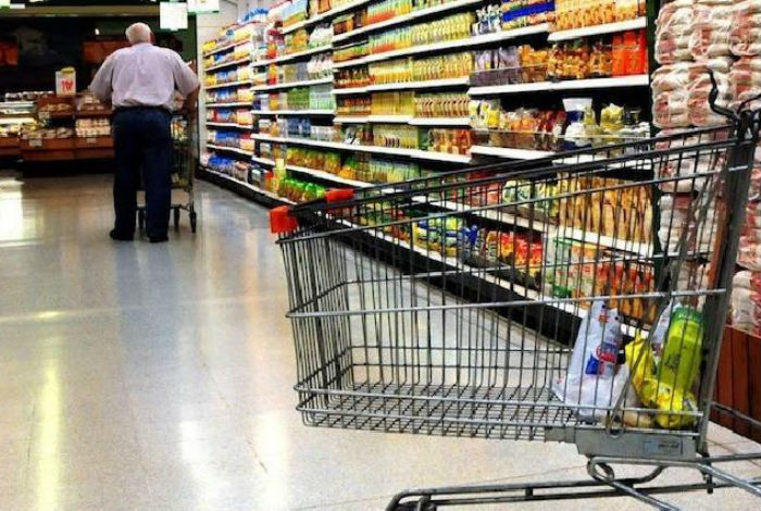 La caída del consumo de 2018 será el doble de la prevista en la primera mitad del año