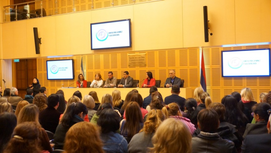 Misiones y Unicef trabajan “Juntos por la niñez y sus derechos” 8 16 - DSC01944 - 15