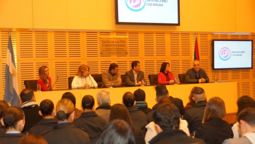 Misiones y Unicef trabajan “Juntos por la niñez y sus derechos”