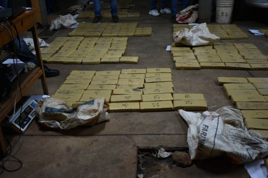 A 3-2: incautan marihuana valuada en 14 millones de pesos