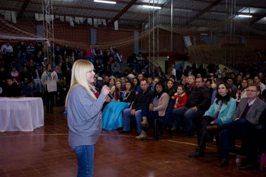 Colonia Alberdi: Nora Caterine Bys, nueva Reina Provincial de los Ranchos 9 18 - Fiesta ranchos sabado 019 - 17