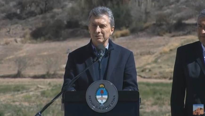 Macri: «Las Fuerzas Armadas son de la democracia»