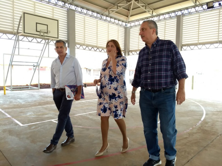 Passalacqua recorrió las instalaciones de la EPET de Itaembé Guazú
