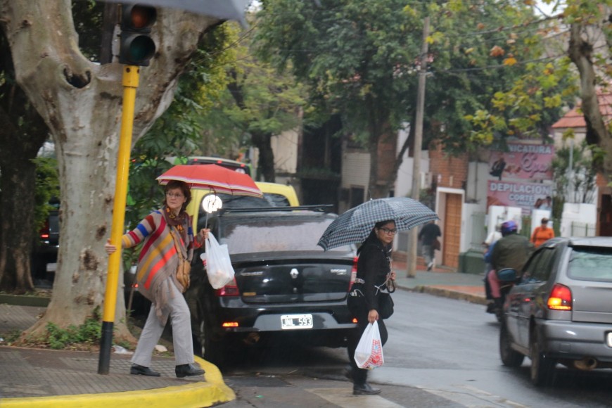 Tiempo: viernes lluvioso