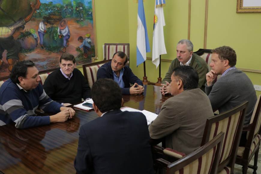 Passalacqua se reunió con su gabinete para tratar la problemática de los tareferos 5 10 - IMG 6958 - 9