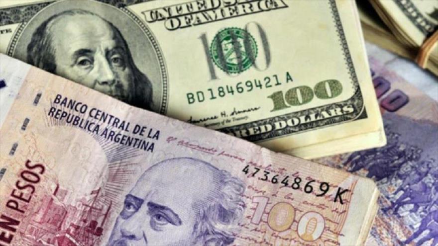 El peso se devaluó un 84% desde enero de 2018 y un 252% en la era Macri