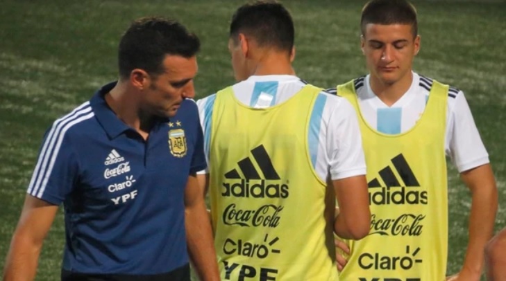 Quiénes son los tapados que Scaloni convocaría a la Selección para los amistosos