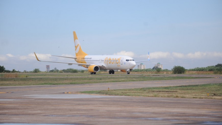 Un vuelo de Flybondi debió volver a tierra 20 minutos después de despegar