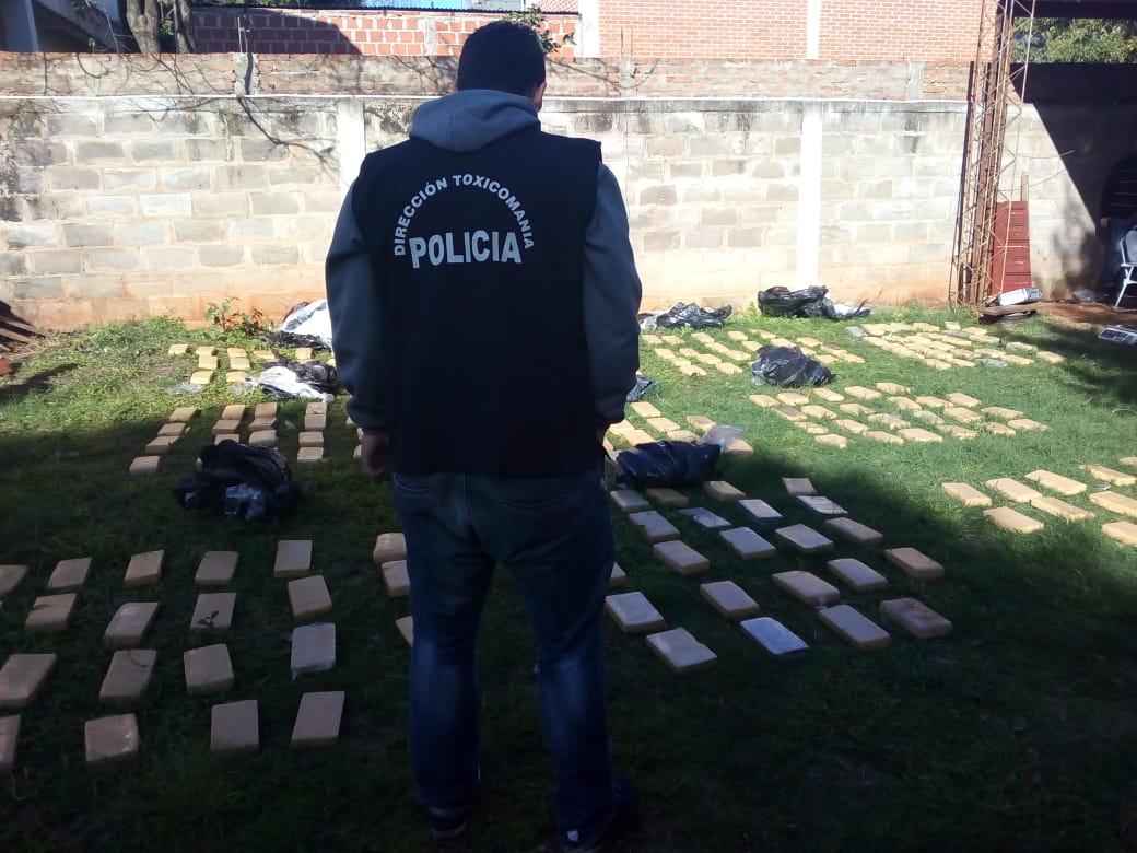 Descubren «aguantadero» narco y decomisan 234 “panes” de marihuana