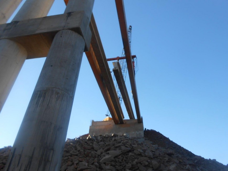 Iniciaron montaje de vigas en el nuevo puente del arroyo Canal Torto 3 6 - WhatsApp Image 2018 08 30 at 13.21.37 1 - 5