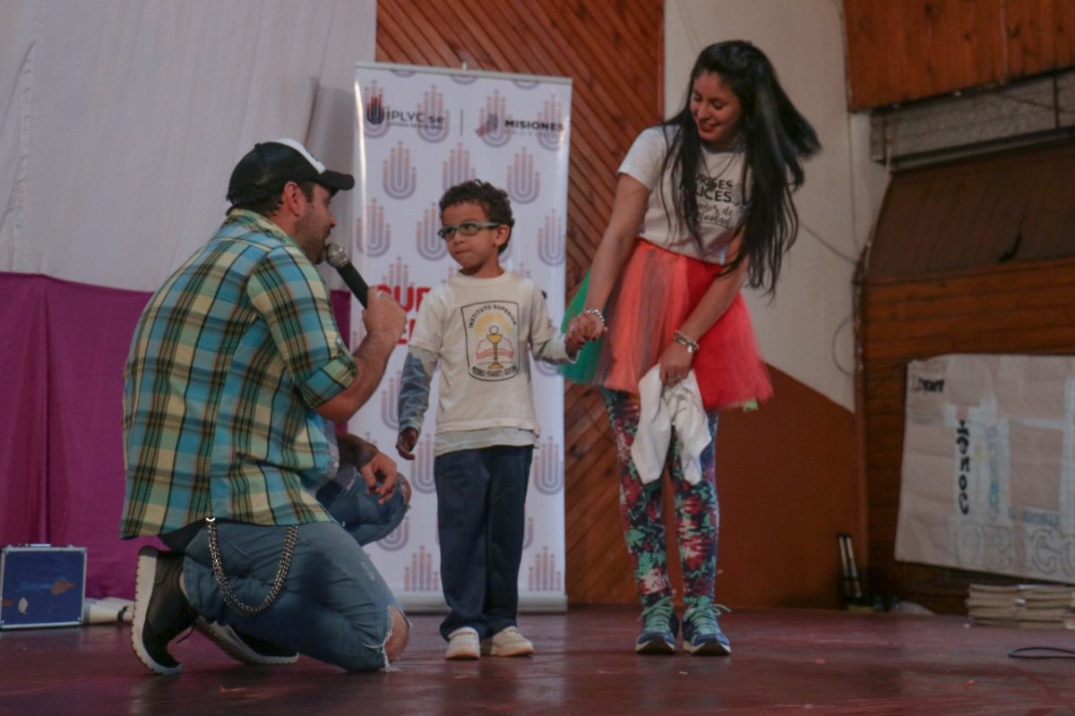 El programa “Gurises Felices” desembarcó en el Instituto Pedro Goyena de Posadas