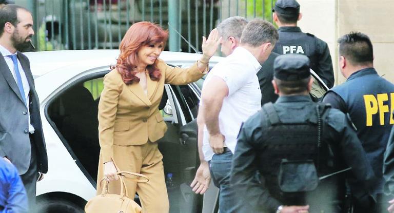 Cristina apunta a Bonadio, pero la Cámara lo avalará