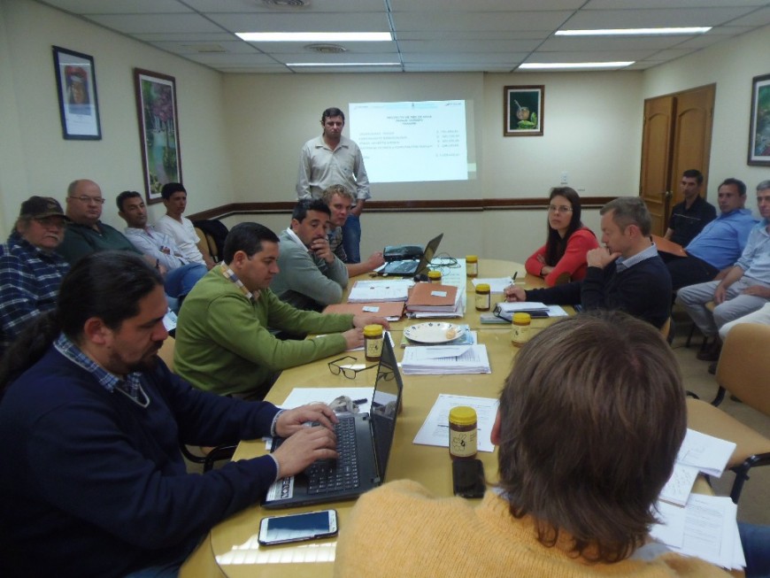 Aprobaron proyectos por 10 millones de pesos que beneficiarán a familias rurales