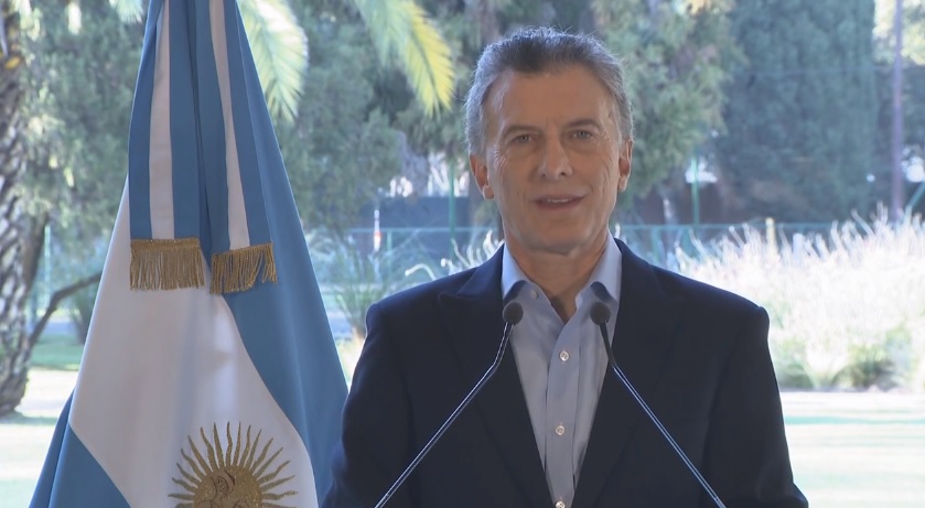 Macri acordó con el FMI el adelanto de fondos para devolver la confianza a los mercados