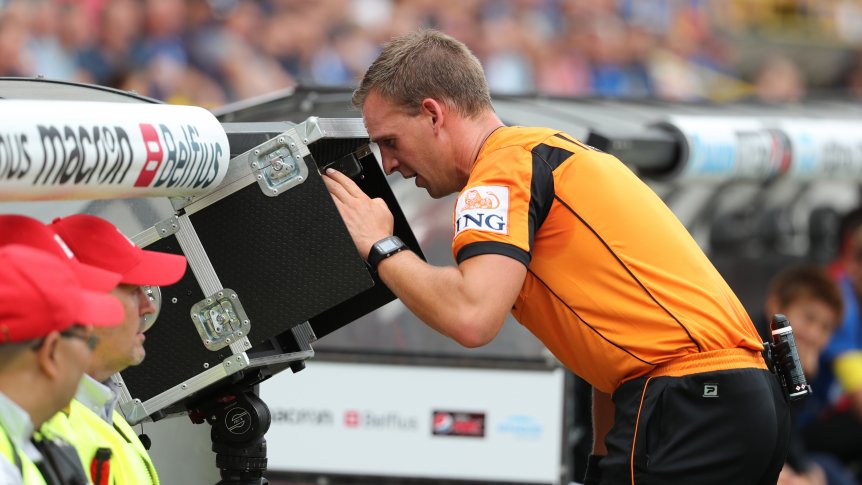 El VAR podría ser implementado en la Champions League