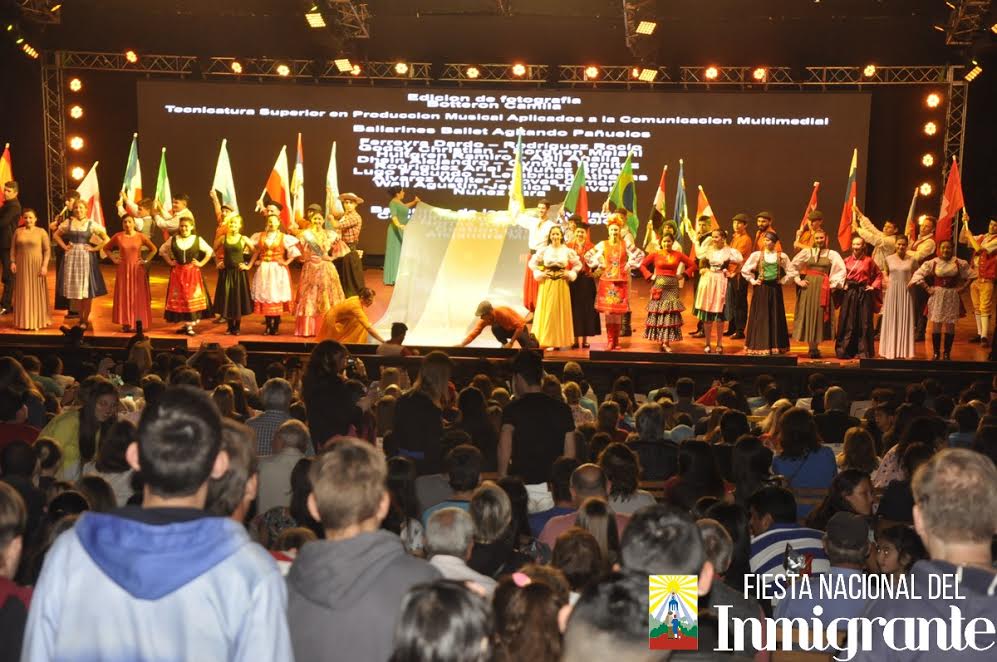 Con varias actividades, continúa la Fiesta Nacional del Inmigrante  