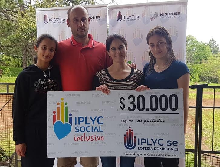 Vecina de Dos de Mayo es la ganadora de Iplyc Social Inclusivo