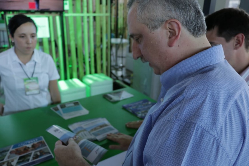 Passalacqua en la Feria Forestal: “Estos eventos son trascendentes para toda la región” 4 8 - 1 - 7