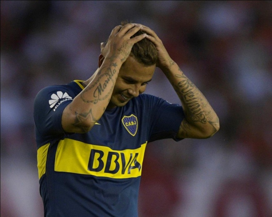 Boca: ahora se lesionó Edwin Cardona y es duda de cara al Superclásico