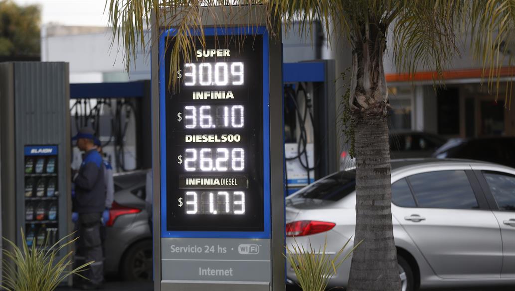 Nueva suba de combustibles: hoy aumentaron entre 2% y 12%