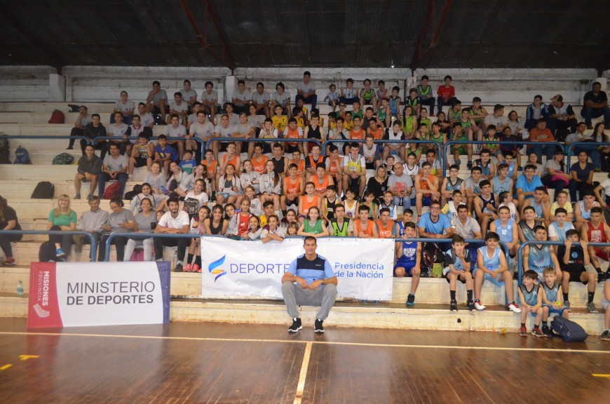 Wolkowyski en Misiones: “Busco que los chicos entiendan el valor que conlleva ser un deportista”