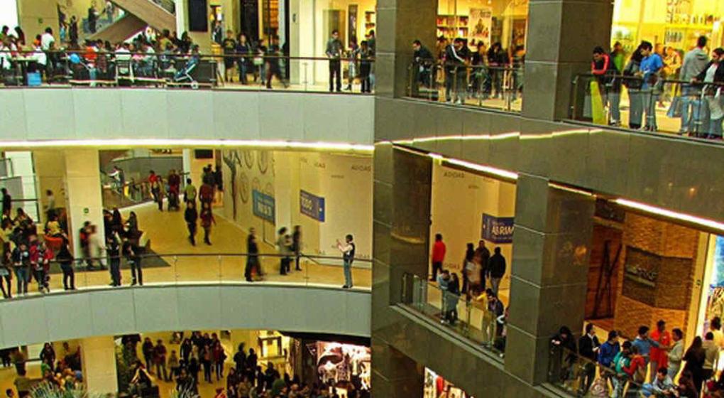 Por dólar alto, desde Chile, Brasil y Uruguay vienen de shopping a la Argentina