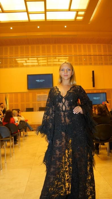 Diseñador oriundo de Misiones dio una charla motivacional seguida de muestra en la Legislatura 2 4 - DSC00284 - 3