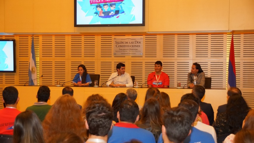 Comenzó el Parlamento Estudiantil 2018 “#Parlamentarios4.0” 10 20 - DSC03177 1 - 19