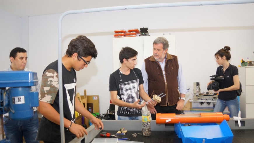 Ministro de Ciencia, Tecnología e Innovación de Buenos Aires catalogó a la Escuela de Robótica como un “caso de éxito” 10 20 - DSC03870 - 19