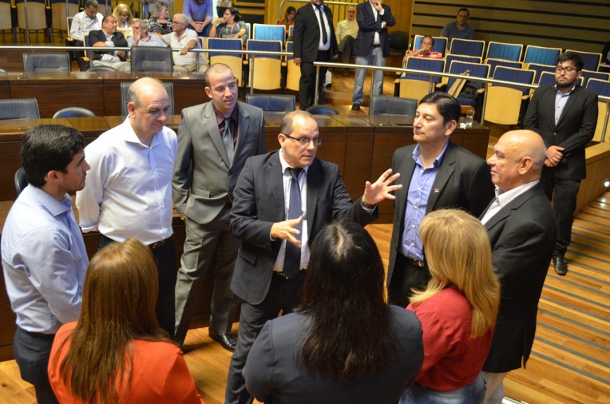 En su visita a Misiones, el embajador de Cuba intercambió experiencias con diputados provinciales 4 8 - DSC 0531 - 7