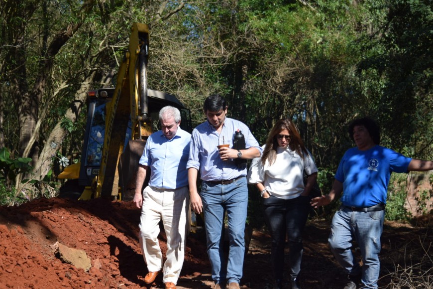 Avanzan obras de la red de conexión de agua para las Chacras 188 y 191 6 12 - DSC 1240 - 11