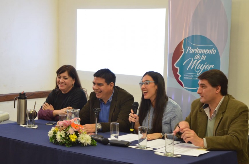 Sortearon las bancas para el Parlamento Municipal de la Mujer