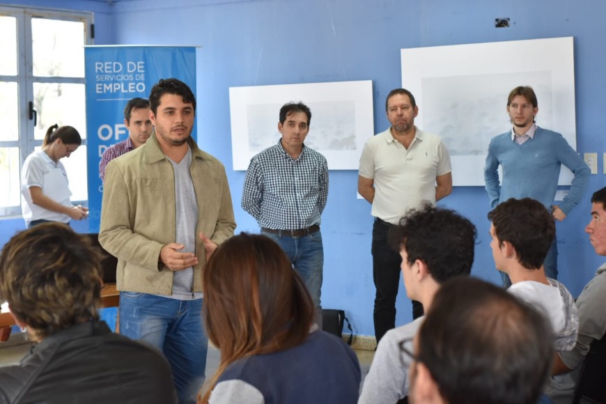 Unos 59 jóvenes comenzarán a trabajar en octubre por medio de la Oficina de Empleo 7 14 - IMG 20180927 WA0072 - 13