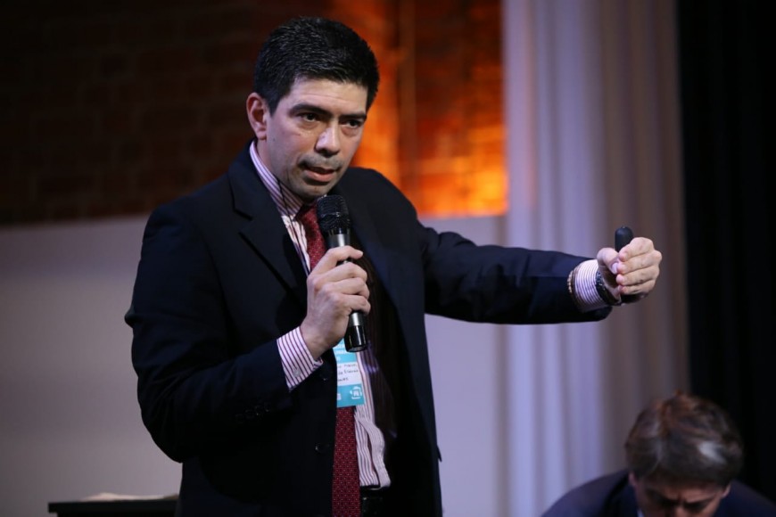 Santa Fe: Díaz disertó sobre desarrollo sostenible y la importancia global de la selva misionera