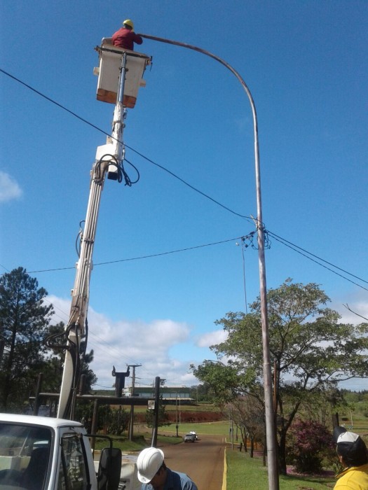 Campo Grande invierte en mejoras y extensión del alumbrado público 2 4 - Led 2 - 3