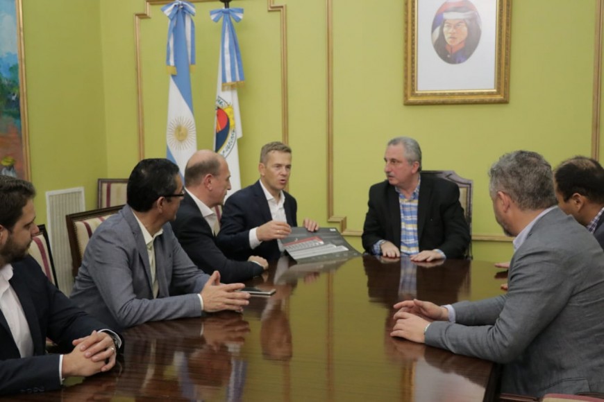 Passalacqua y empresarios de LUG acordaron que la empresa abrirá sus puertas en Misiones 4 8 - PASSA CON LUG 2 - 7